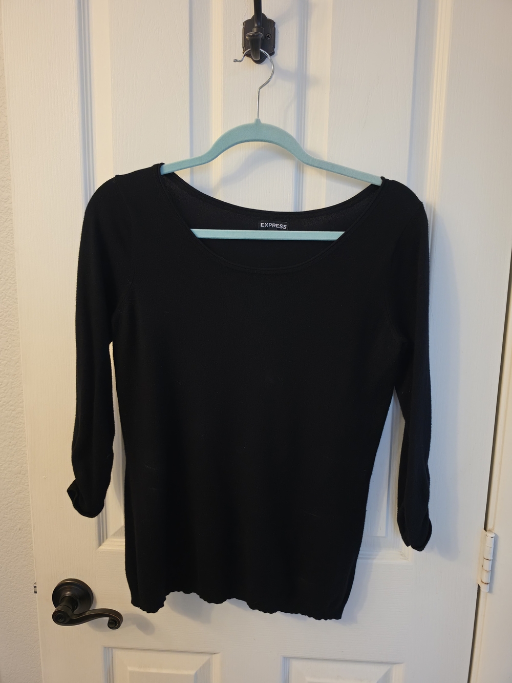 Express Women's Black Scoop Neck Long Sleeve Top